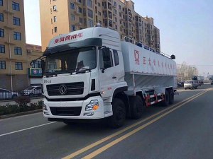 東風天龍20噸散裝飼料車